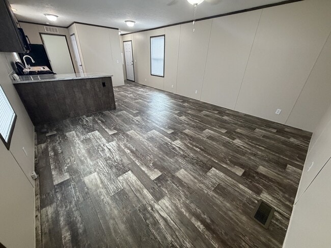 38070 Ducharme Dr