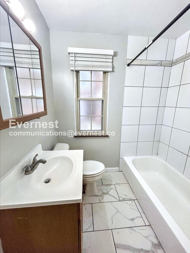 Photo - 3866 Woodridge Rd Unit 6