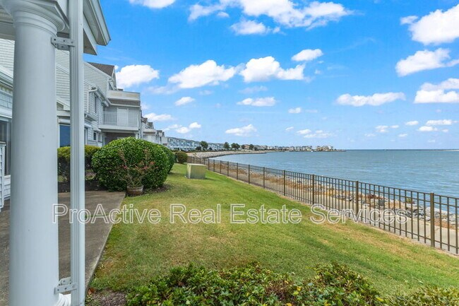 Photo - 9468 Bay Front Dr