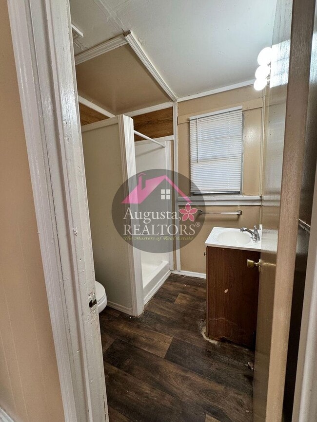 Photo - One Bedroom near ACU! Unidad Apt 7