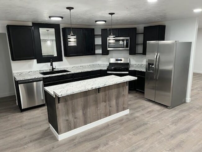 Building Photo - 780 N Lauritzen St