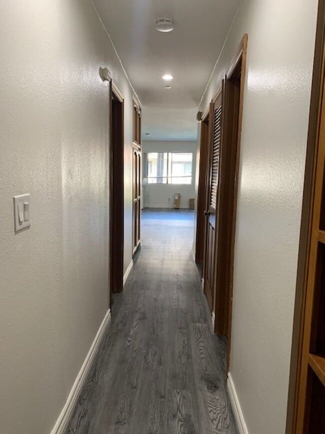 Photo - Los Caballeros #211 Unit 211-A