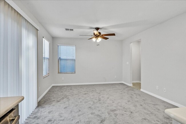 Photo - 3 Bedroom Home with Gorgeous Kitchen.