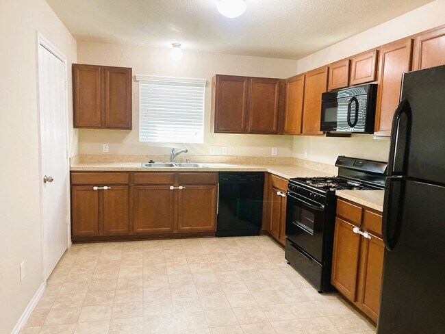 Photo - 819 Katydid Ct