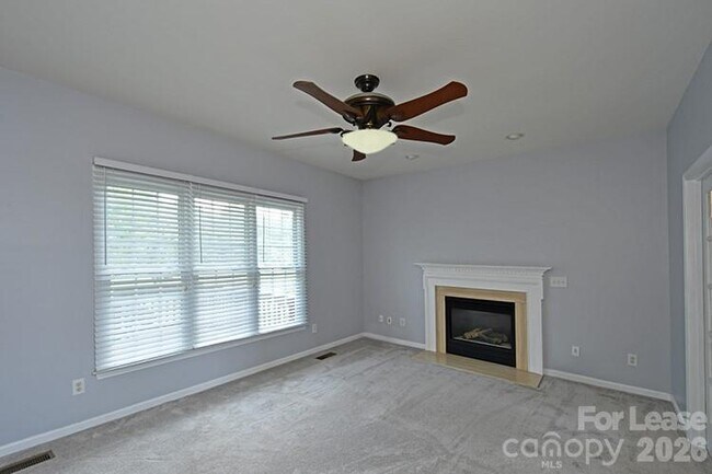 Photo - 10402 Friarsgate Rd