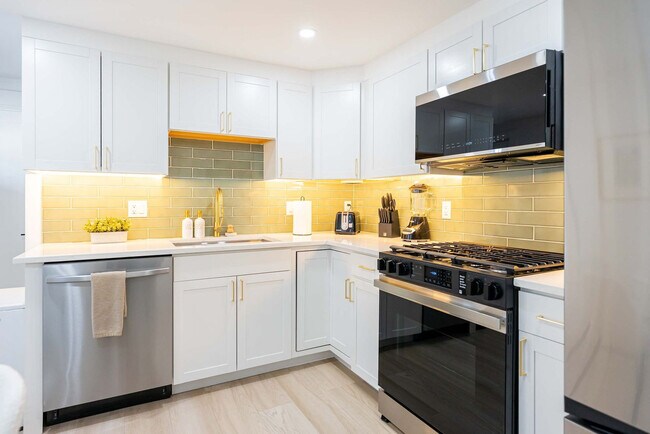 Photo - 42 White St Pl Unidad ID1271288P