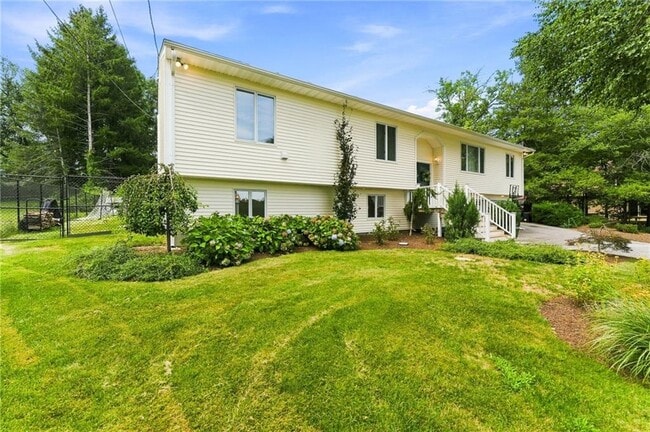 84 Kimberly Ln