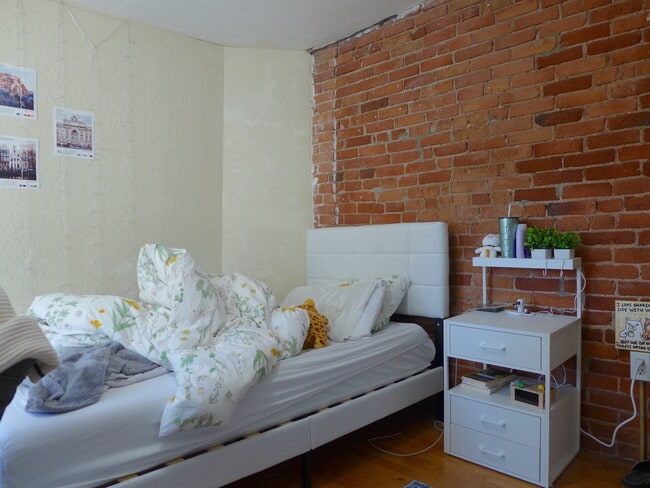 Photo - 70 Hammond St