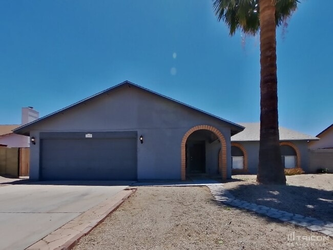 Building Photo - 7937 W Windrose Dr Rental