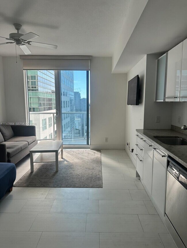 Photo - 185 SW 7th St Unit 2406