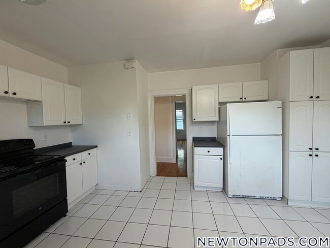 14 Hammondswood Rd Unit 2