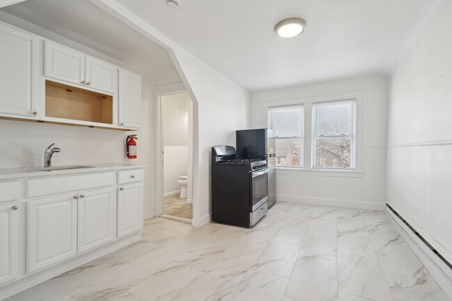 Photo - 403 Abington Ave