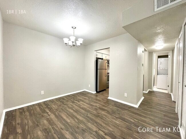 Photo - 3633 Walnut St Unidad 307