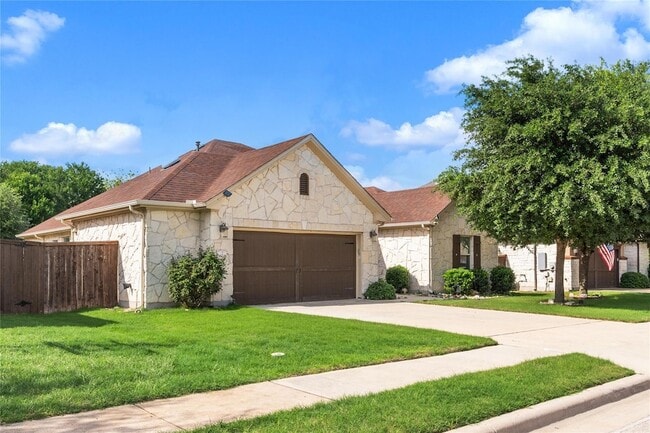 Photo - 424 Freeman Park Pl