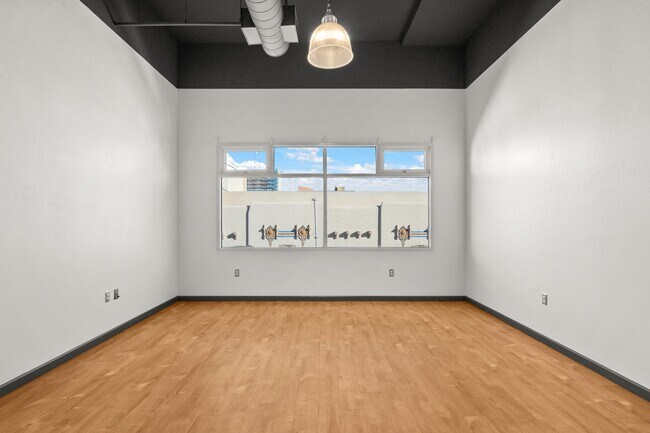 505 Central Lofts