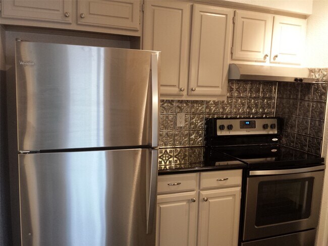 Photo - 2400 N Braeswood Blvd Unit 312