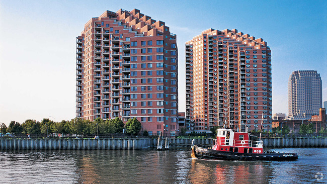 Building Photo - Portside Towers Rental