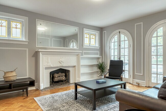 Photo - 7024 Forsyth Blvd Unit 2E