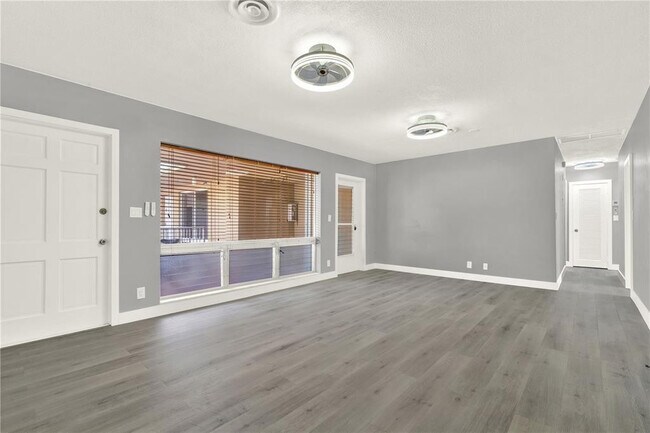 Photo - 2864 NE 32nd St Unit 7