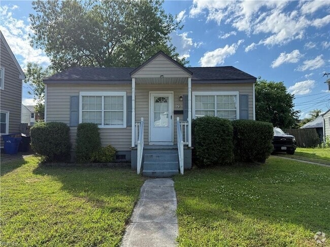 Building Photo - 73 Gillis Rd Rental