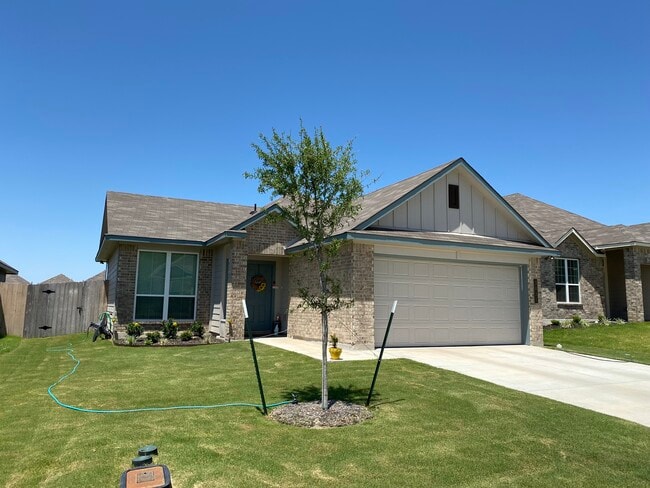 Photo - 3031 Dade Loop