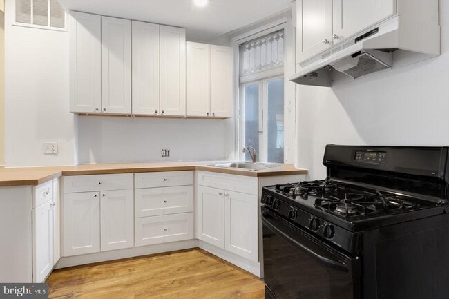 Photo - 5147 Hazel Ave Unit A