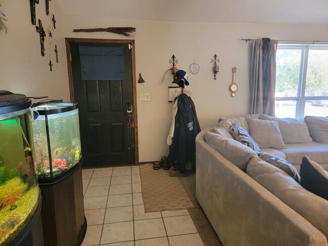 Photo - 717 Ridge Pl