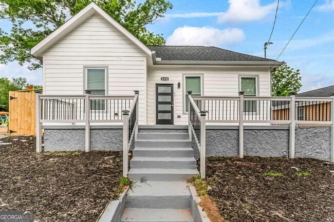 Building Photo - 620 Echo St NW