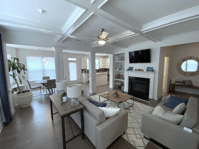 Photo - 1962 Brightleaf Way