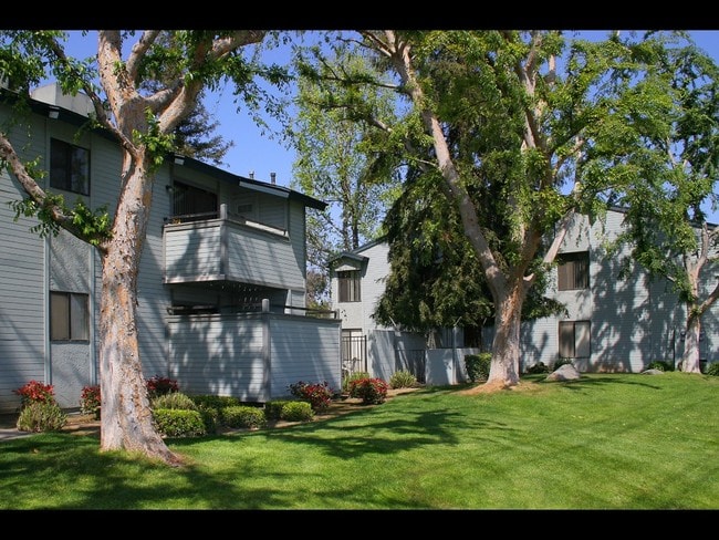 Sand Creek Apartments