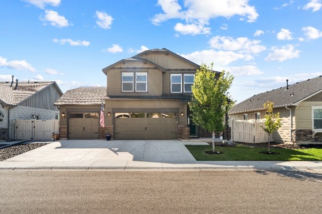 Building Photo - 10565 W Daylily Ave Rental