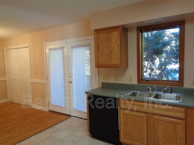 Photo - 4360 Hunters Club Dr