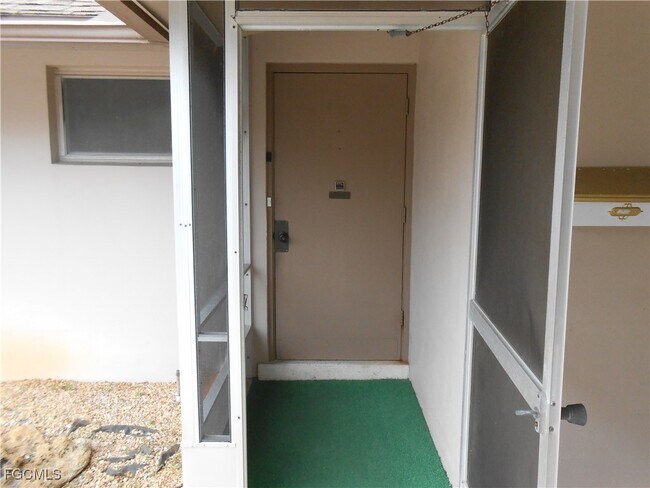 Photo - 241 Thistle Ct