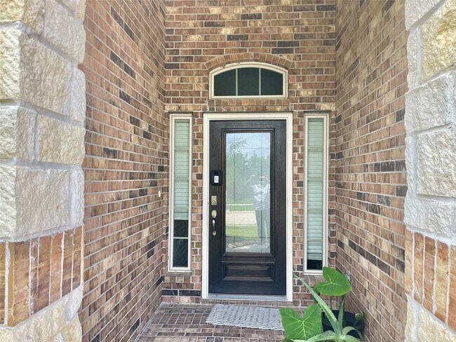 Photo - 23511 Villatora Dr