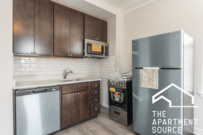 Photo - 2781 N Milwaukee Ave Unit 301