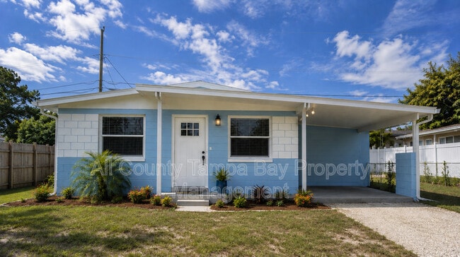 Building Photo - 6021 W Hanna Ave