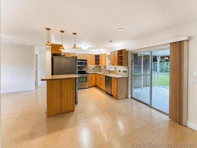 Photo - 1401 S Deerfield Ave