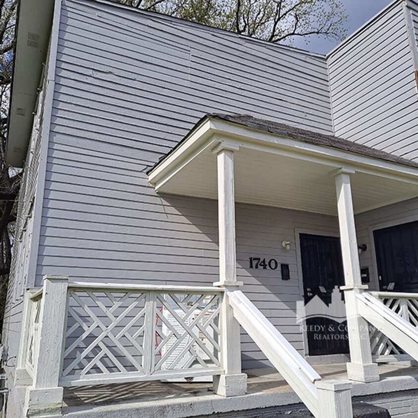 Photo - Welcome to 1740 Brown Ave, a charming duplex located in the vibrant city of Memphis, TN.