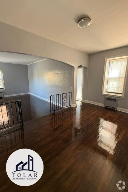 Building Photo - 33 S Munn Ave Rental