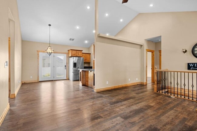 Photo - 2612 Eastview Dr