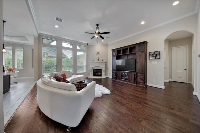 Photo - 2718 Carriage Hollow Ln