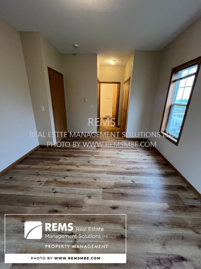 Photo - 33 Grand Canyon Dr