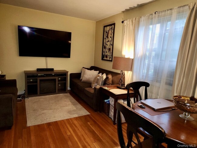 260-49 Langston Ave Unit A