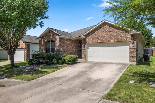 Building Photo - 2041 Livonia Dr Rental