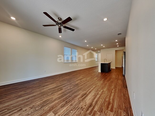 Photo - 139 Onate Cir