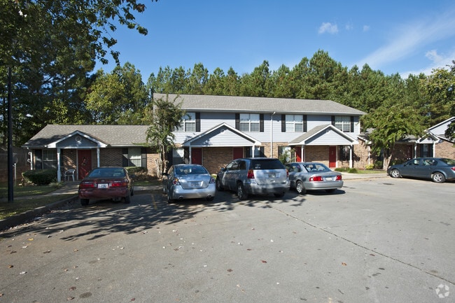 Photo - Adairsville Arms Apartments