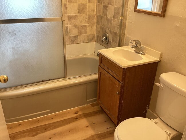 Photo - 5260-62 N 28th St Unidad lower