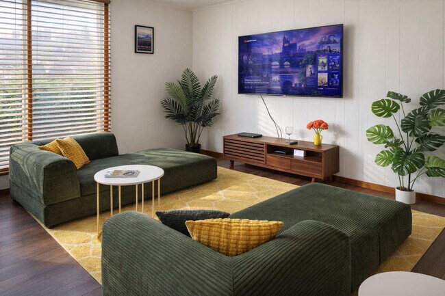 Photo - 157 W Holly Ridge Rd Unit ID1397965P