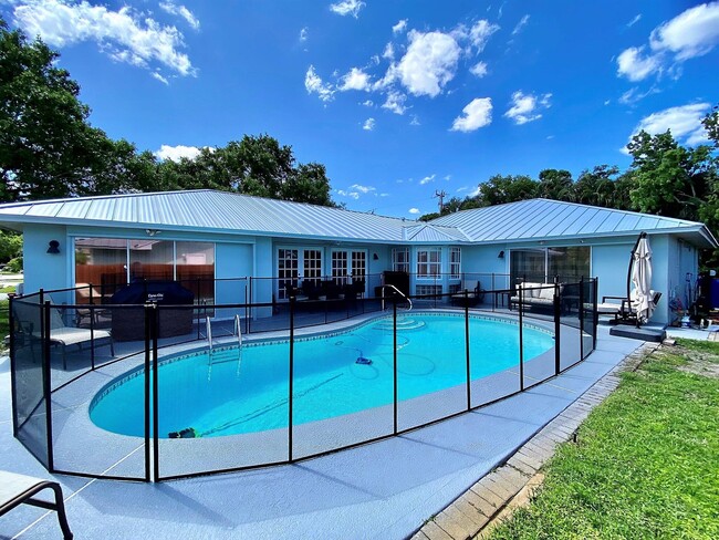 Photo - 3051 SW Earl Ave