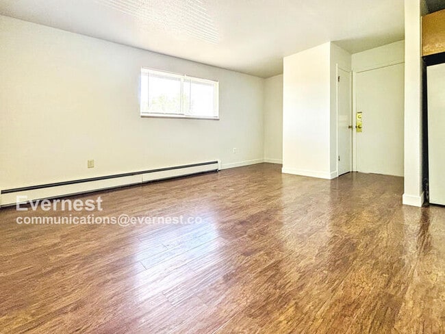 Photo - 1305 Burton Ct Unidad Apartment 2
